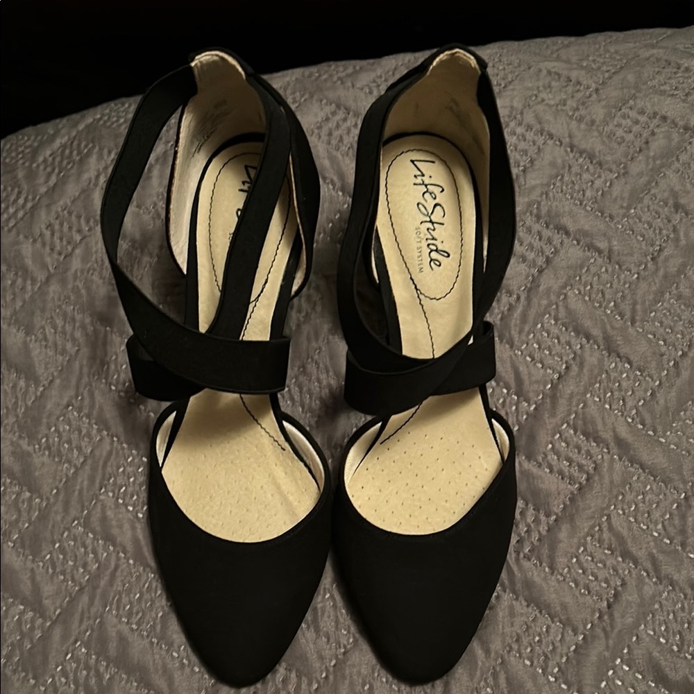 Life Stride Black Elegant Heels